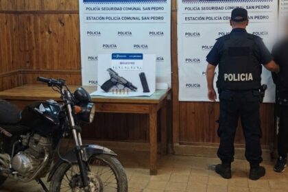 Detuvieron a un hombre con una pistola 9 milímetros tras una persecución policial | FM Avenida