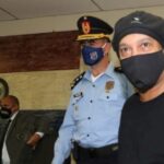 Detuvieron en Asunción a la mujer acusada de falsificar el pasaporte de Ronaldinho | FM Avenida