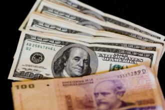 Dólar tarjeta hoy: a cuánto cotiza este jueves 09 de abril | FM Avenida