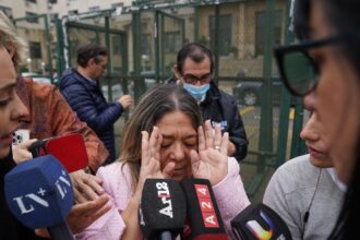 Dos de las prestamistas de Manuel Adorni ya están en Comodoro Py para declarar por un préstamos de U$S 100.000 | FM Avenida