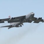 EE.UU. activa sus históricos B-52 de la Guerra Fría para misiones sobre Irán | FM Avenida