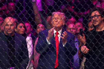 En medio de las negociaciones de paz con Irán, Donald Trump apareció en el lugar menos pensado | FM Avenida