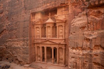 Hito mundial: nueva revelación sobre el sistema hídrico en la mítica ciudad de Petra | FM Avenida
