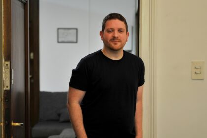 Jonatan Viale reveló que el Gobierno de Kicillof le ofreció a su padre recibir una vacuna contra el Covid antes de tiempo, pero él la rechazó | FM Avenida