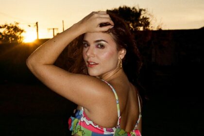 Lalywood sorprende con su álbum "Declaraciones menstruales" un disco que reúne fiesta, nostalgia y power femenino | FM Avenida