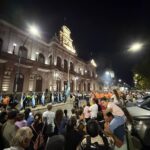 Malvinas en la Provincia: vigilias, actos y homenajes en más de 40 municipios a 44 años de la guerra | FM Avenida