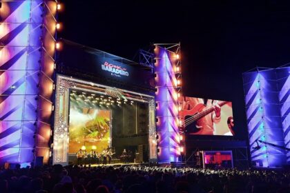 Rock en Baradero: Pogo y ritual entre la lluvia, el sol, el calor y el frío | FM Avenida