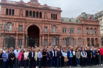 Salazar reclamó junto a intendentes de todo el país ante el Ministerio de Economía por la baja de combustibles y la reactivación de la obra pública | FM Avenida