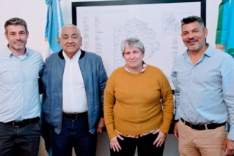 Salazar se reunió con autoridades educativas bonaerenses para gestionar obras y recursos | FM Avenida