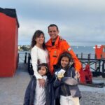 Se conocieron en la Antártida y 12 años después se casaron en el Continente Blanco frente a sus dos hijas | FM Avenida