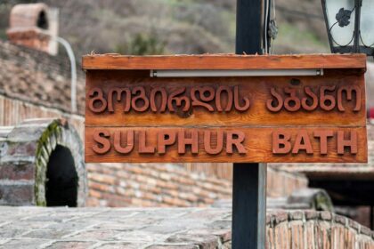 Solo 4 millones de personas hablan georgiano: por qué es uno de los idiomas más difíciles del planeta | FM Avenida