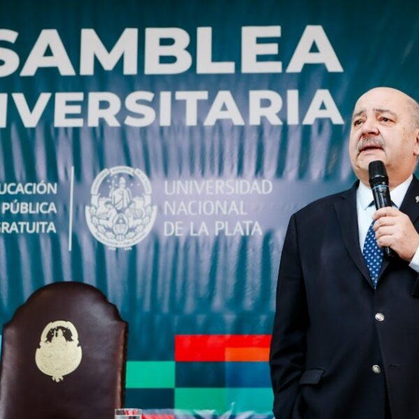 Tauber: "La universidad no está para resolver sus propios problemas, está para ayudar a resolver los problemas del país" (Video) | FM Avenida