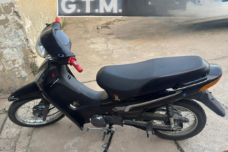 Tres adolescentes fueron aprehendidas tras agredir y robar un celular en la vía pública | FM Avenida