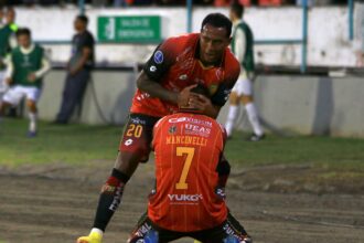 Un jugador argentino hizo un golazo olímpico y le ganó al Santos sin Neymar en el arranque de la Copa Sudamericana 2026 | FM Avenida