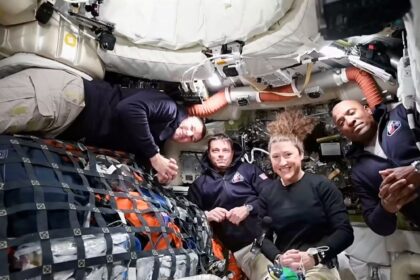 "Estamos a mitad de camino hacia la luna", el festejado mensaje de los astronautas de Artemis II hacia la NASA | FM Avenida