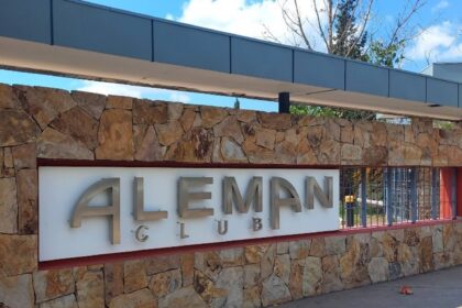 "Me metieron una morcilla en la calza y me tocaban": el crudo relato de la jugadora de hockey que denunció abuso sexual en un rito de iniciación | FM Avenida