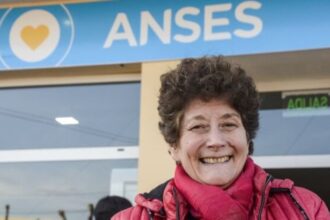 ANSES confirmó las fechas de cobro de septiembre: cuándo cobran jubilados, AUH y calendario completo | FM Avenida