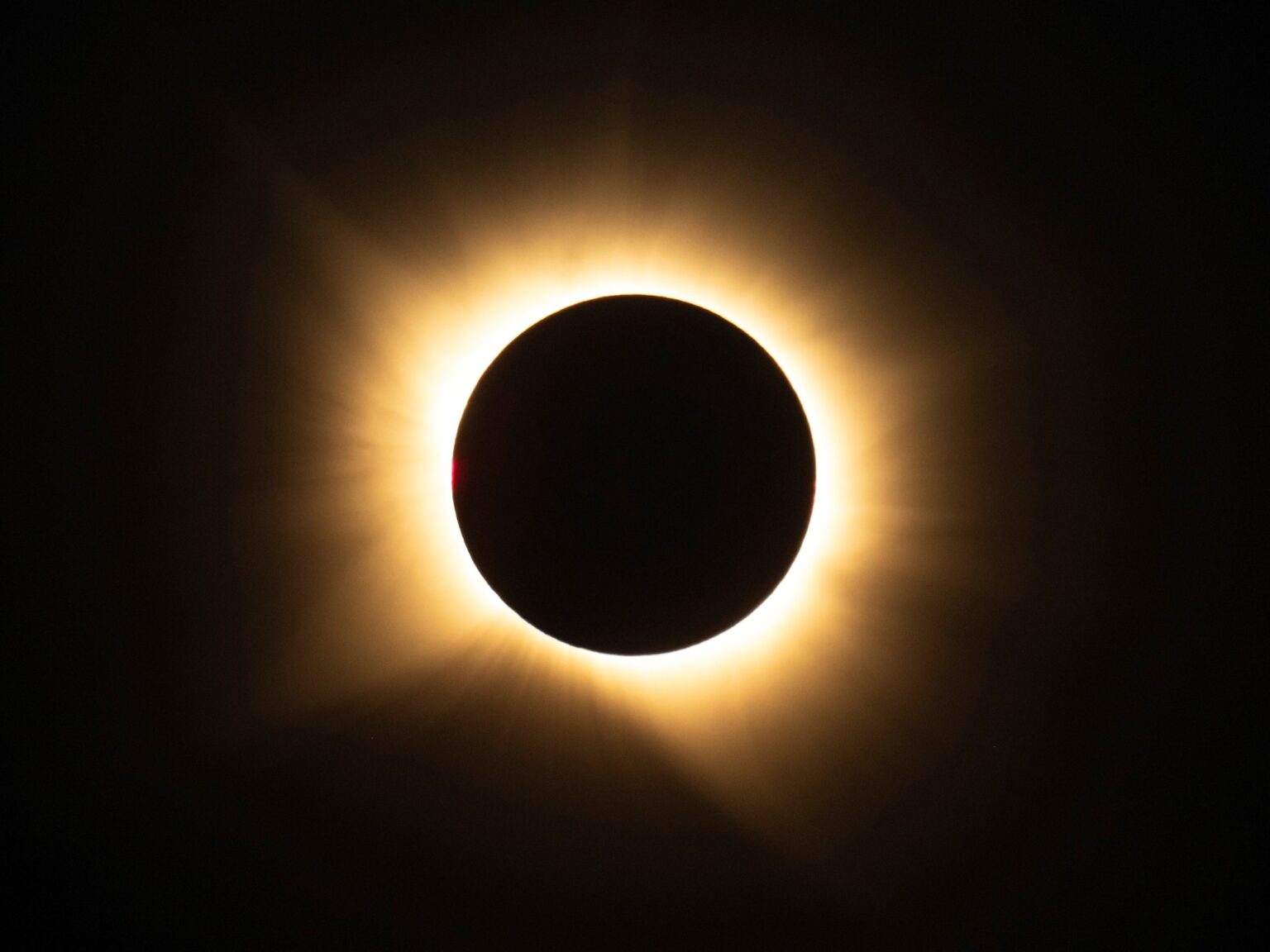 Cuándo es el próximo eclipse que se verá desde Argentina y será el más largo del siglo | FM Avenida