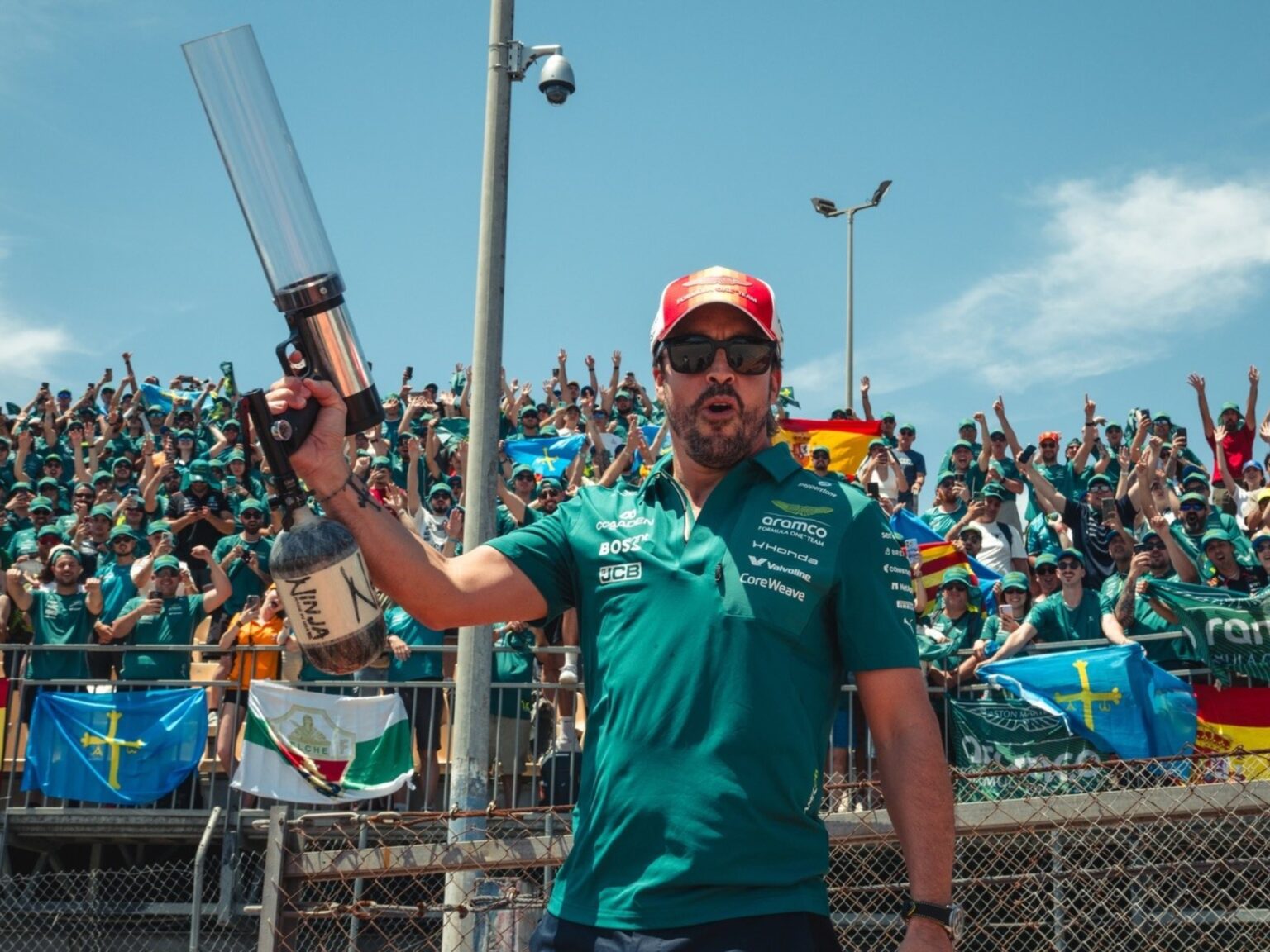 Fernando Alonso, bicampeón de la Fórmula 1: "El momento en que tenga que dejar de correr será una decisión muy dura y difícil de aceptar" | FM Avenida