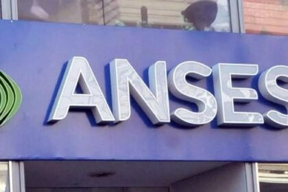 Jubilados y pensionados: el Gobierno confirmó un bono de hasta $70.000 para septiembre | FM Avenida