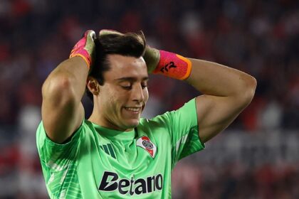 La fuerte banca de Santiago Beltrán a Coudet tras la eliminación de River en la Copa Sudamericana: la frase de DT que resonó en el vestuario | FM Avenida