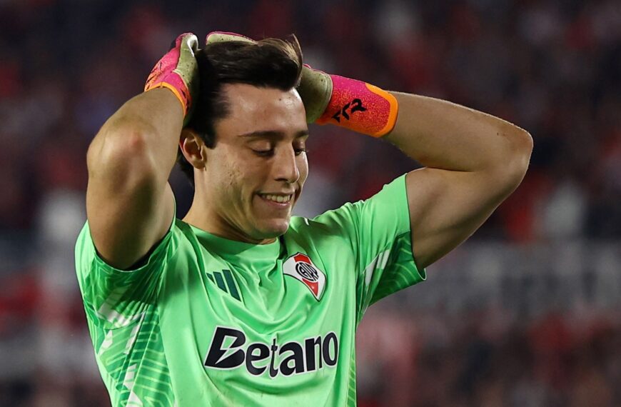 La fuerte banca de Santiago Beltrán a Coudet tras la eliminación de River en la Copa Sudamericana: la frase de DT que resonó en el vestuario | FM Avenida