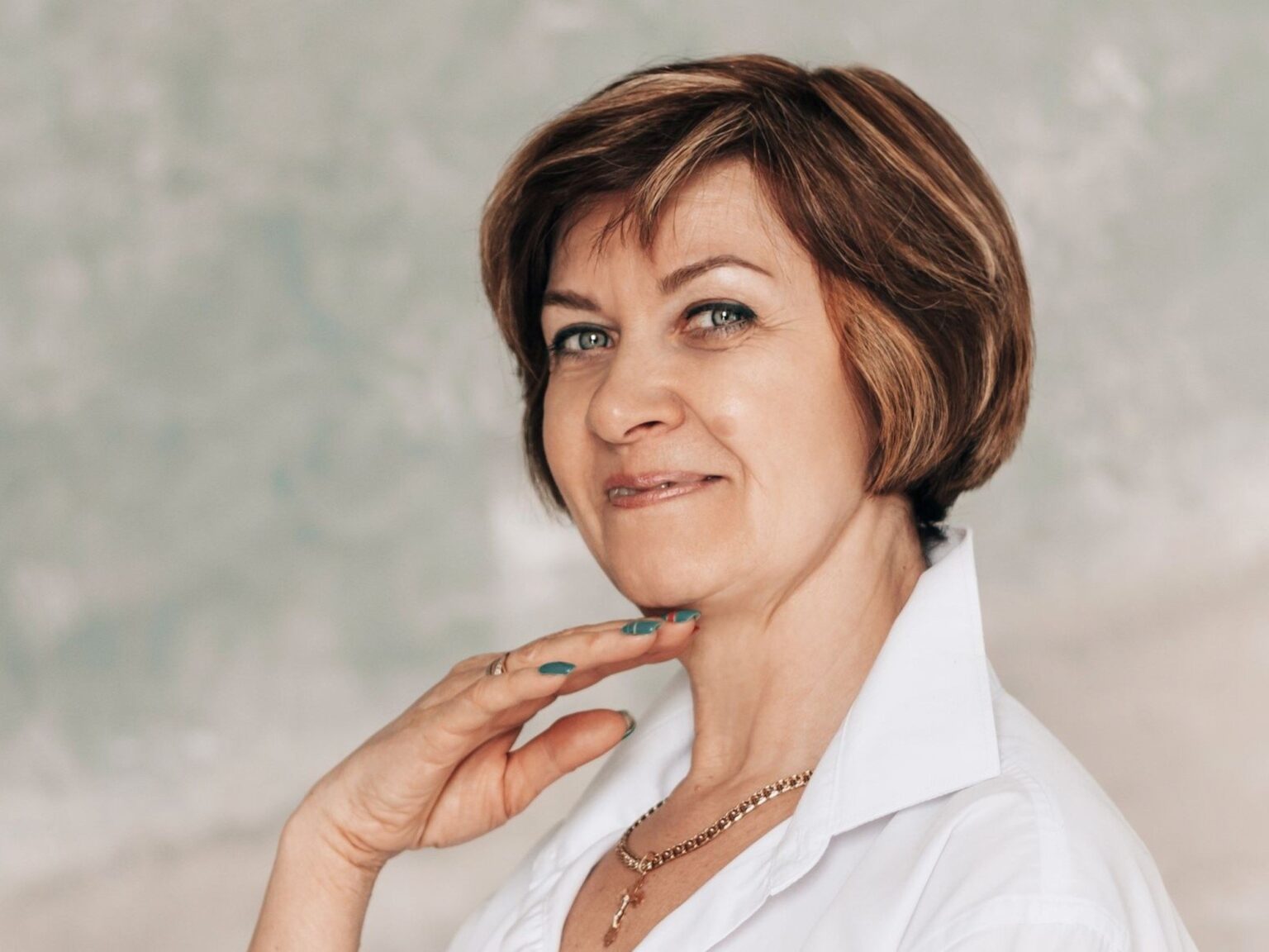 Los cortes de pelo corto que más favorecen a partir de los 50 años y dan volumen al cabello fino | FM Avenida