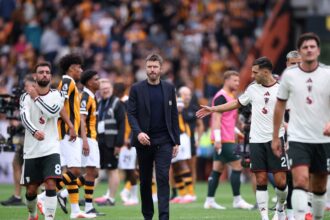 Manchester United arrancó la Premier con una derrota inesperada ante Hull City y vuelve a sembrar dudas | FM Avenida