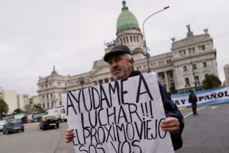 Mayores de 65: crece el peso de la PUAM sobre el total de los jubilados por la dificultad de cumplir con 30 años de aportes | FM Avenida
