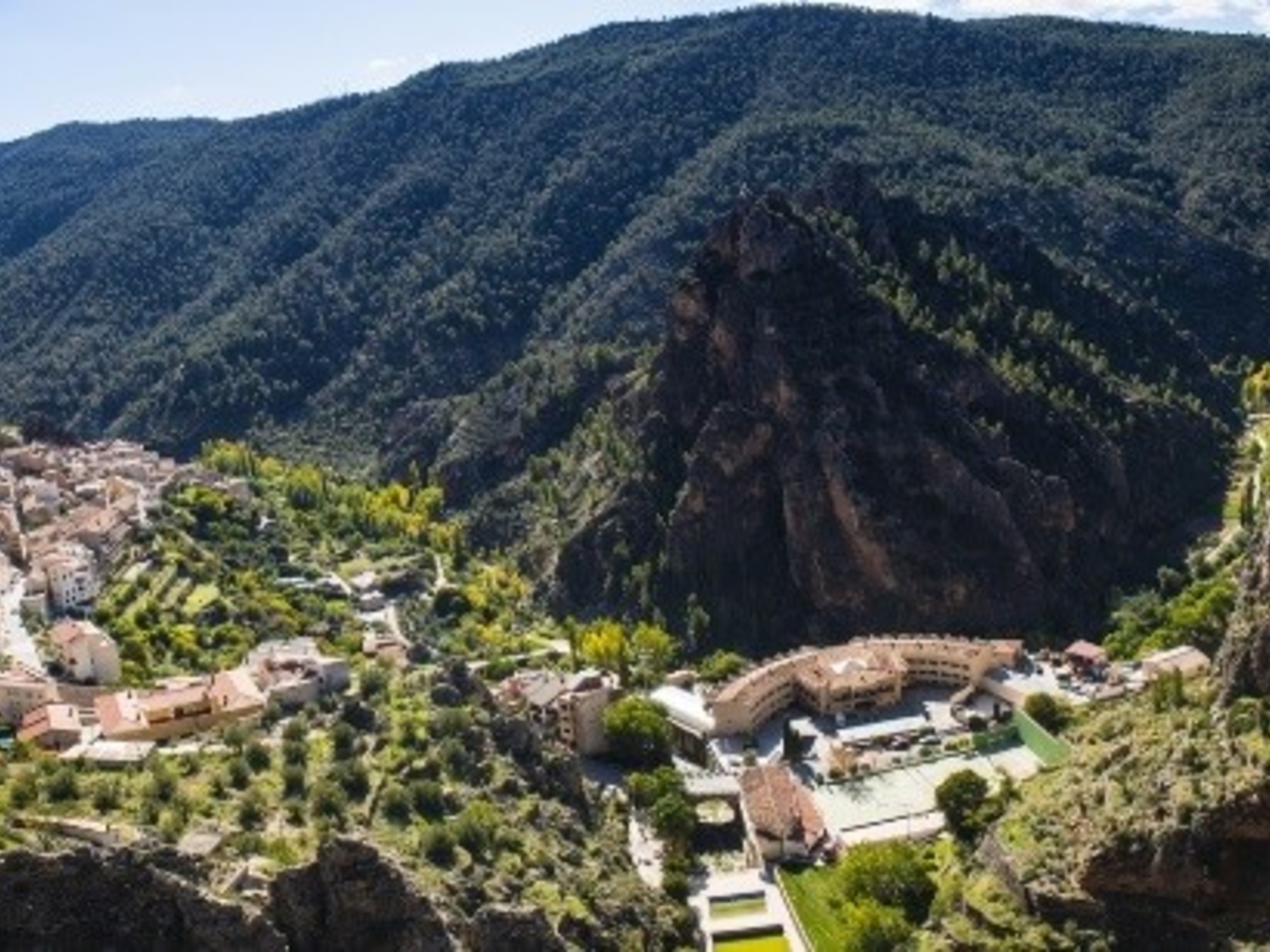 Paco, 70 años y único habitante de una aldea de Sierra de Segura: “La gente como yo está en peligro de extinción. Acá hay mucha calidad de vida y pocas oportunidades” | FM Avenida