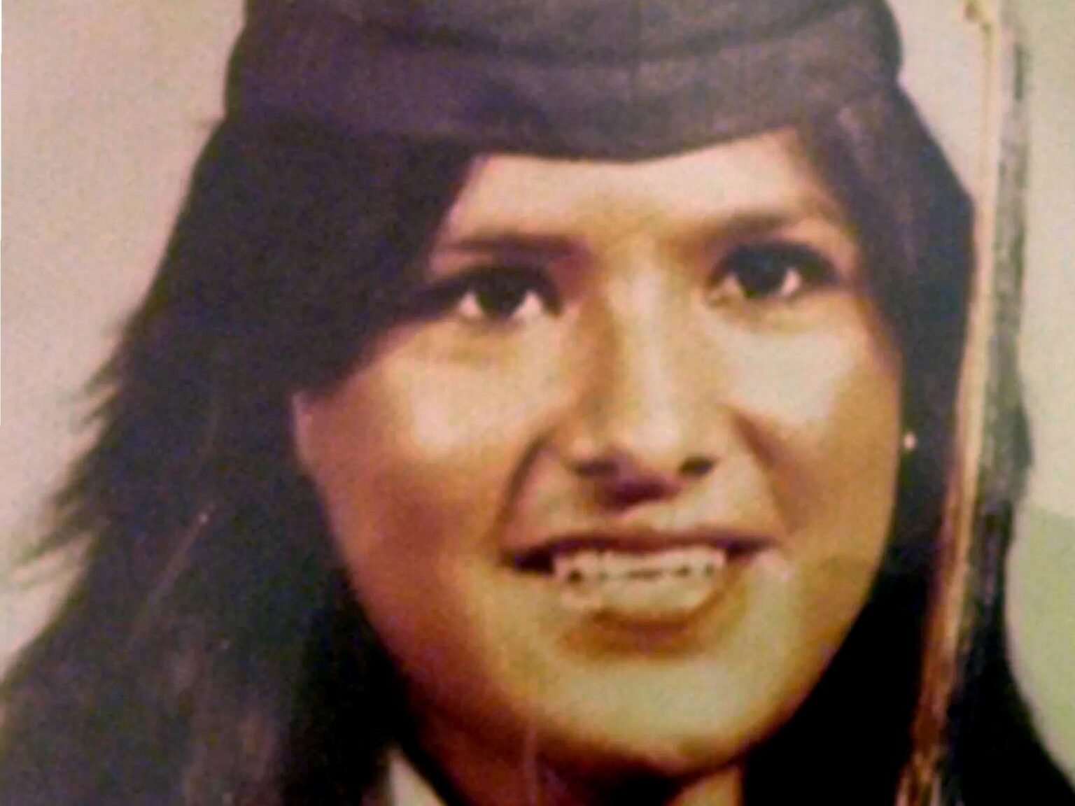 Una mujer de 23 años murió mientras volvía a su casa y  descubren quién la asesinó 45 años después | FM Avenida