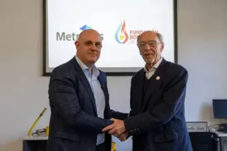 Capacitación en emergencias: Metrogas sella una alianza con la Fundación Bomberos de Argentina | FM Avenida