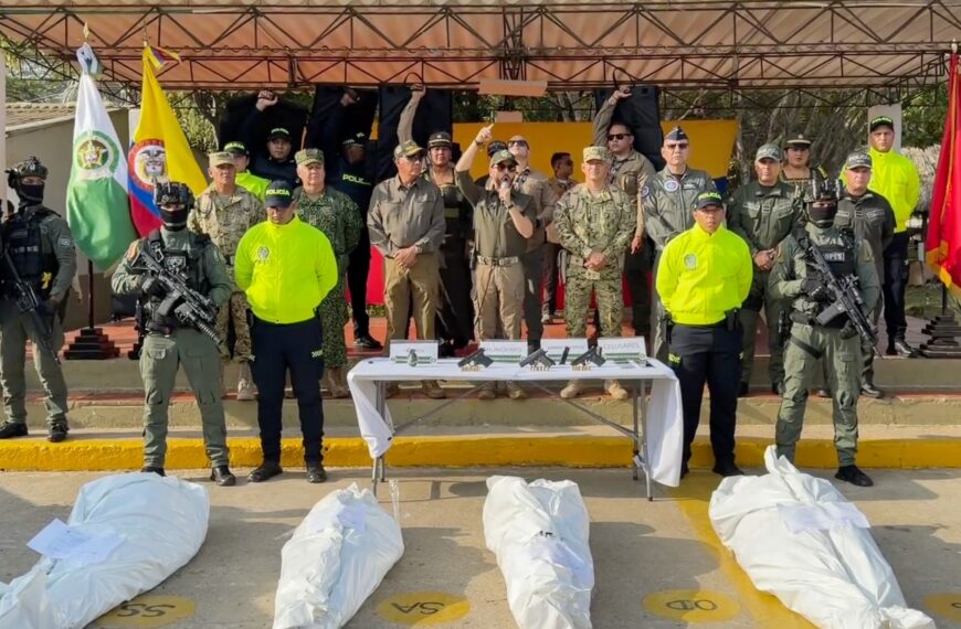 Colombia: detienen a un francotirador del ELN por planificar un atentado contra el presidente De la Espriella | FM Avenida