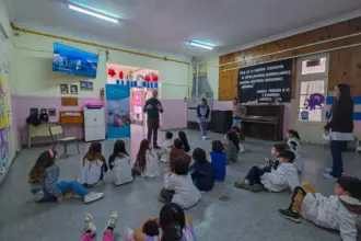 El programa Puerto Ciudad visitó la escuela primaria N° 28 | FM Avenida