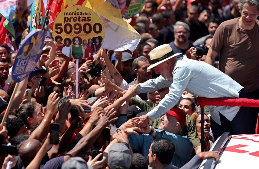 El voto femenino será decisivo en la ajustada disputa entre Lula da Silva y Flávio Bolsonaro en Brasil | FM Avenida