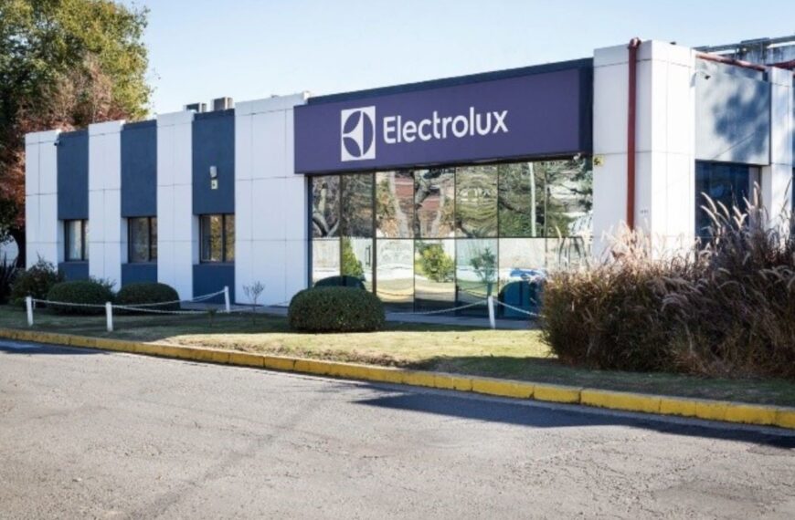 Electrolux cierra su planta en Rosario y seguirá como vendedor de productos importados | FM Avenida