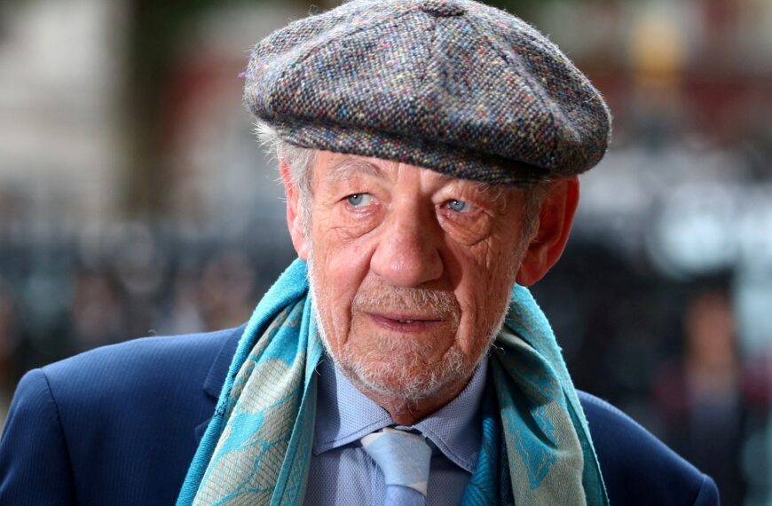 Ian McKellen, actor de 87 años: "Nadie tiene por qué sentir lástima por mí ni por nadie que haya sido víctima del éxito" | FM Avenida