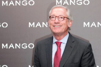 Isak Andic, fundador de Mango: "El secreto es trabajar, tener un gran equipo, aportar las ideas claras y transmitirlas al equipo completo" | FM Avenida