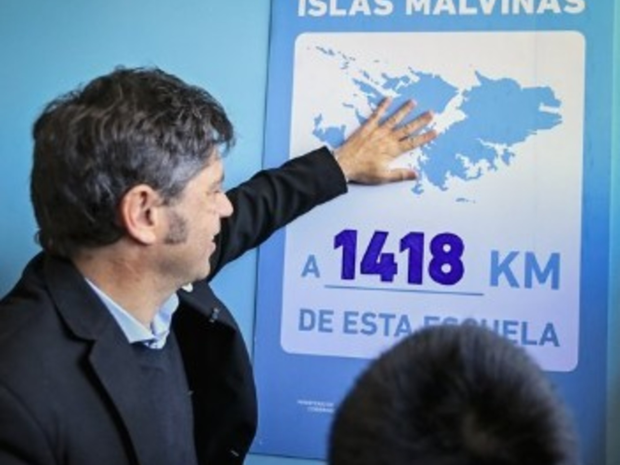 Kicillof criticó el mensaje en cadena de Milei sobre Malvinas y lanzó una ironía: "Pensé que era Inteligencia Artificial" | FM Avenida
