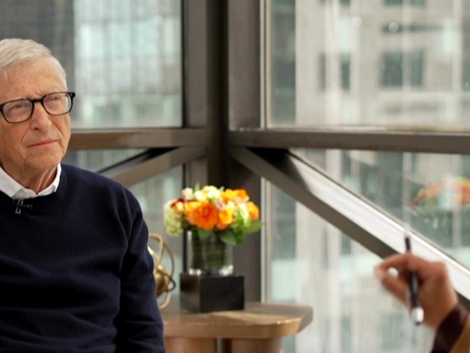 La apocalíptica advertencia de Bill Gates sobre la IA: alerta que es capaz de provocar "mil millones de muertes" | FM Avenida