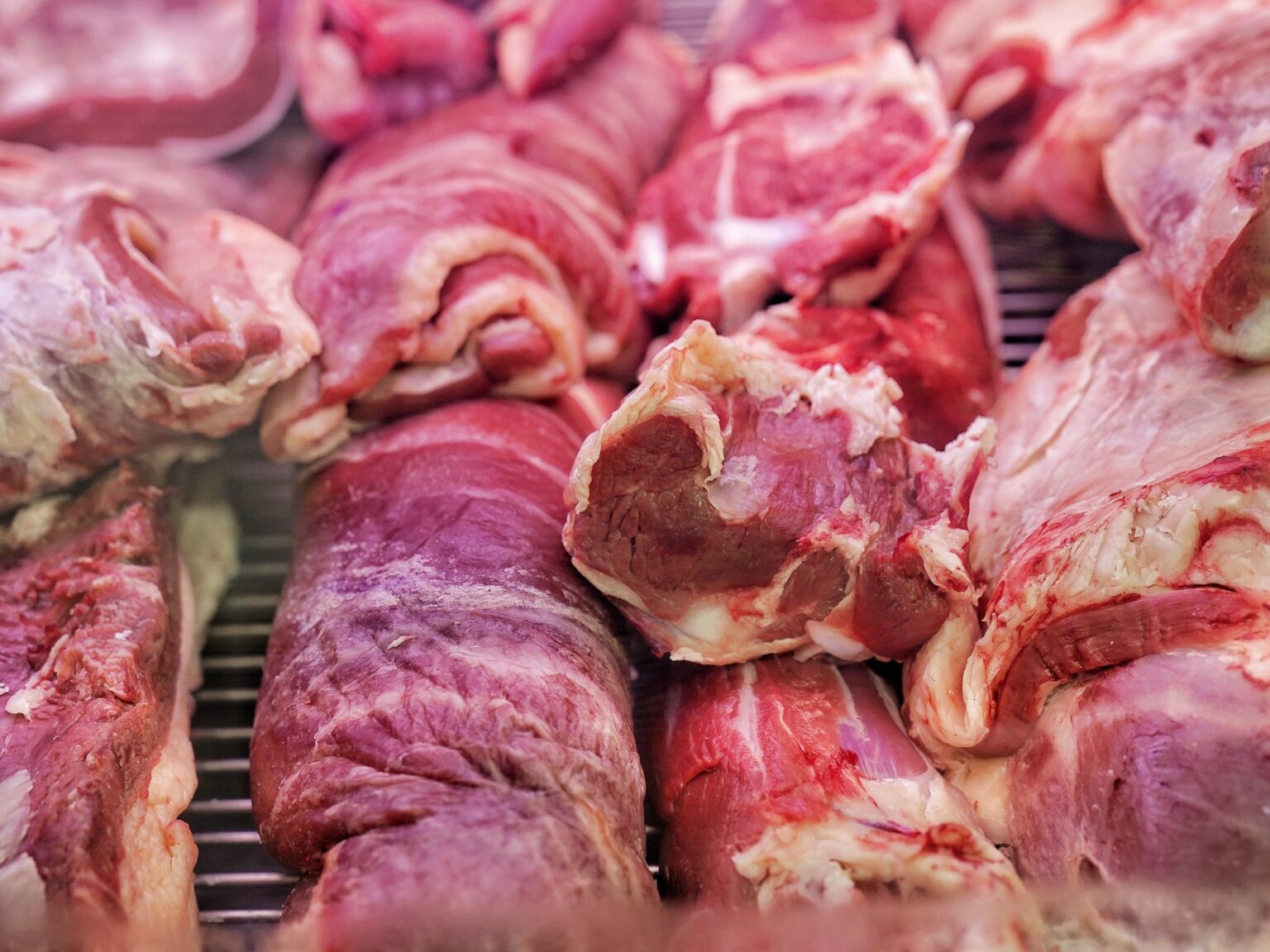 La gente le puso un techo al precio de la carne, que se mantiene estable desde marzo | FM Avenida