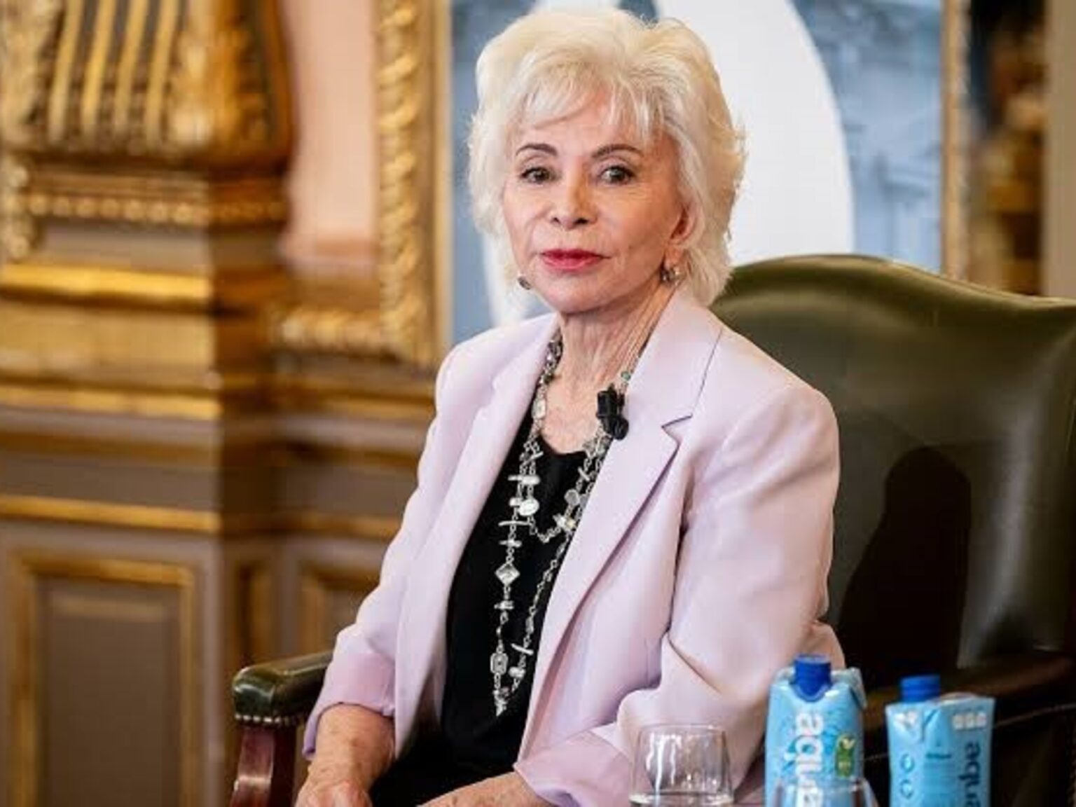 La reflexión de Isabel Allende que comparte Sonsoles Ónega sobre la generosidad: “Cuantas más cosas das y entregas, todo te llega de vuelta” | FM Avenida