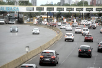Más de $1 millón al mes: el costo de ir en auto a trabajar a la Ciudad desde el GBA | FM Avenida
