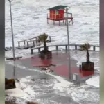 Otra vez Monte Hermoso afectado por los intensos vientos: crecida por el fuerte oleaje y actividades suspendidas | FM Avenida