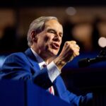 Por orden de Greg Abbott: la agencia de agua de Texas sancionará  a los centros de datos que no informen sobre su consumo de agua | FM Avenida