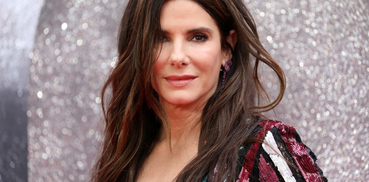 Sandra Bullock, actriz de 62 años, sobre su dieta alta en proteínas: "Desayuno yogur griego y almuerzo una buena ensalada de pollo desmenuzado" | FM Avenida