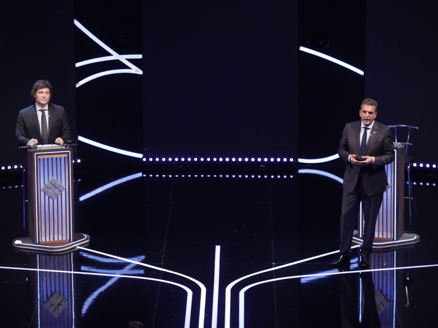 Siete organizaciones de la sociedad civil pidieron al Congreso que no se eliminen los debates presidenciales dentro de la reforma electoral | FM Avenida