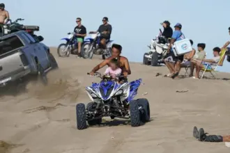 Tras el caso Bastián, ¿vuelven las 4x4 y cuatriciclos a La Frontera de Pinamar? Así son las nuevas reglas del municipio | FM Avenida
