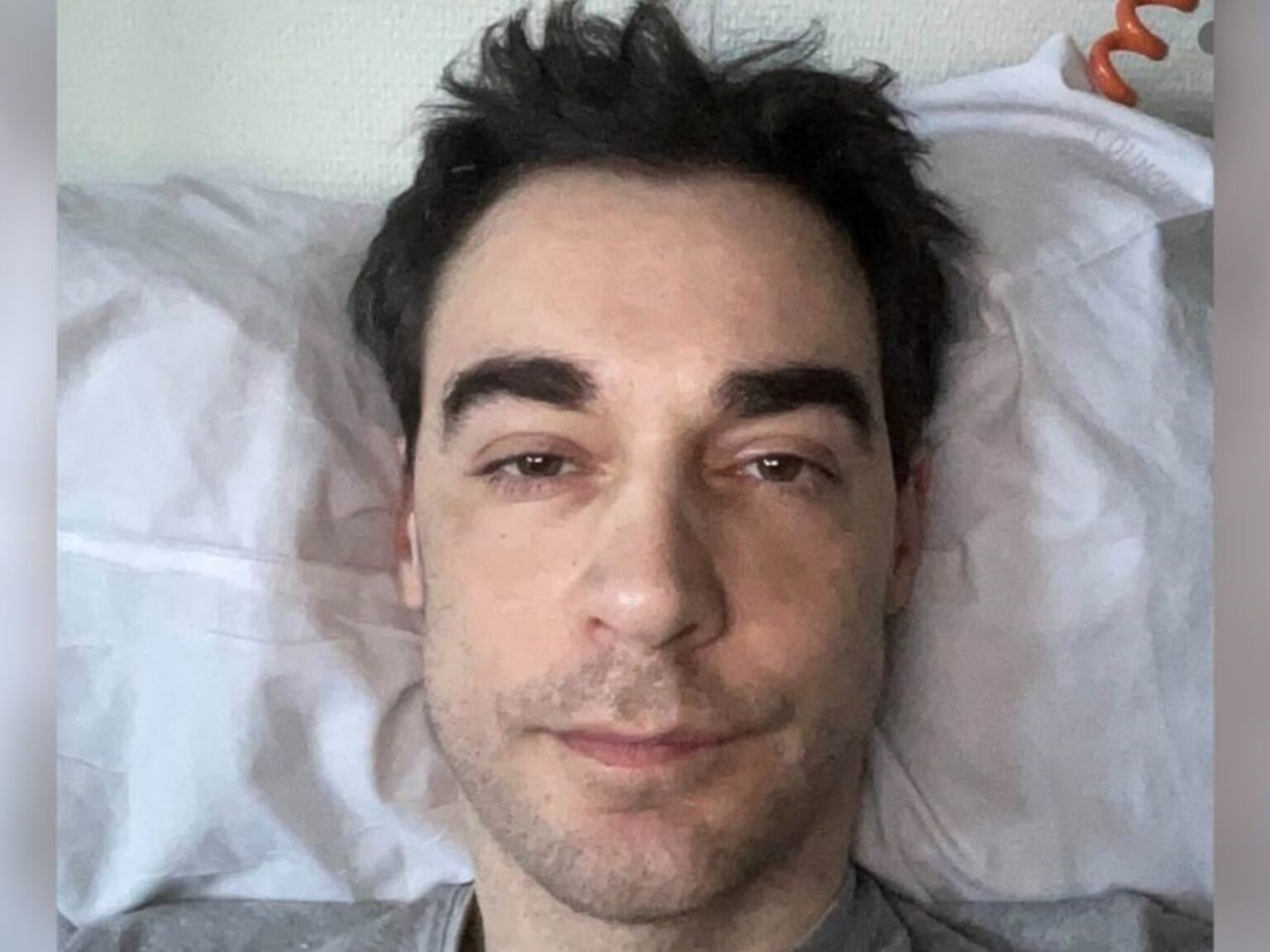 Un actor francés recibió la eutanasia tras varios años de luchar contra graves enfermedades: "Me rindo. Es mi derecho" | FM Avenida