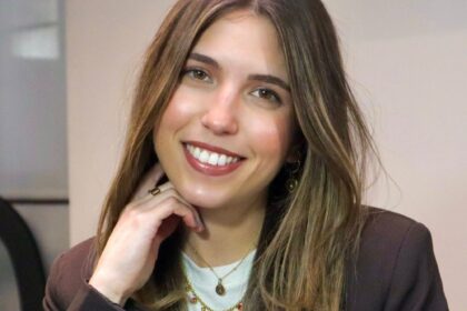Valentina Alesi, psicóloga: “Si cuando empieza septiembre haces una lista con todo lo que quieres cambiar de tu vida, puede que sientas que no eres suficiente” | FM Avenida
